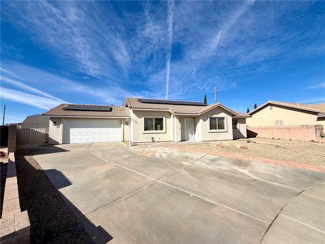3765 Henry Fonda Way, Kingman, AZ 86409