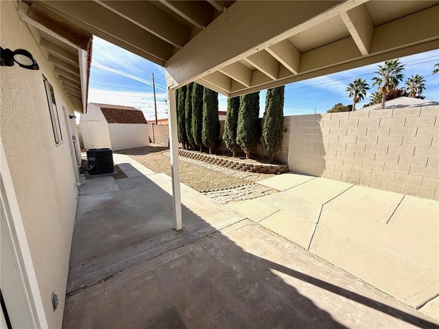 3765 Henry Fonda Way, Kingman, AZ 86409