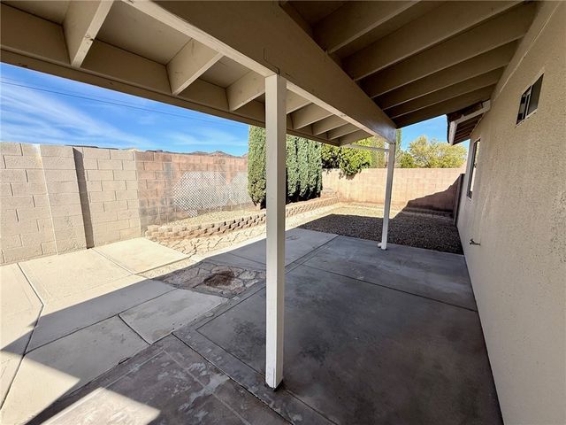 3765 Henry Fonda Way, Kingman, AZ 86409