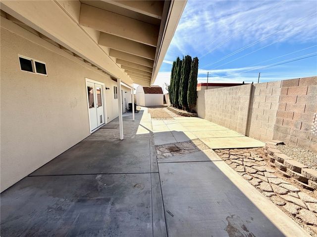 3765 Henry Fonda Way, Kingman, AZ 86409