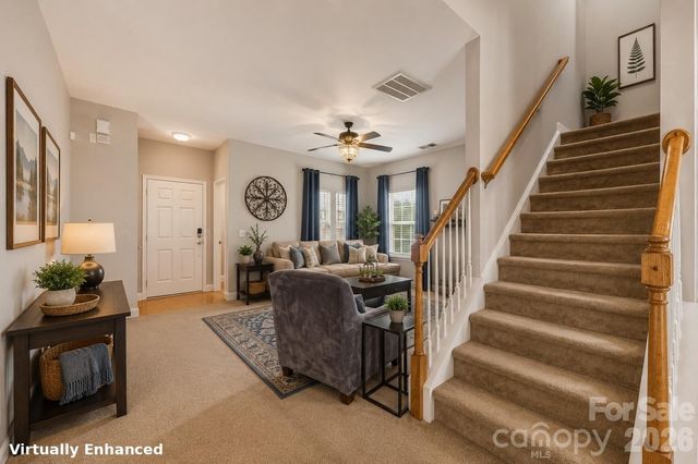 6207 Blue Ash Lane, Charlotte, NC 28215