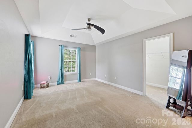 6207 Blue Ash Lane, Charlotte, NC 28215