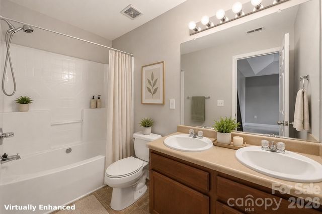 6207 Blue Ash Lane, Charlotte, NC 28215