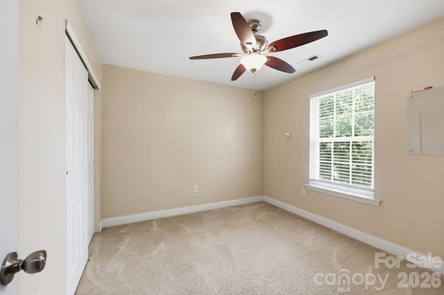 6207 Blue Ash Lane, Charlotte, NC 28215