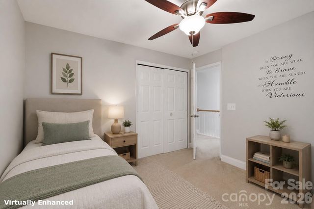 6207 Blue Ash Lane, Charlotte, NC 28215