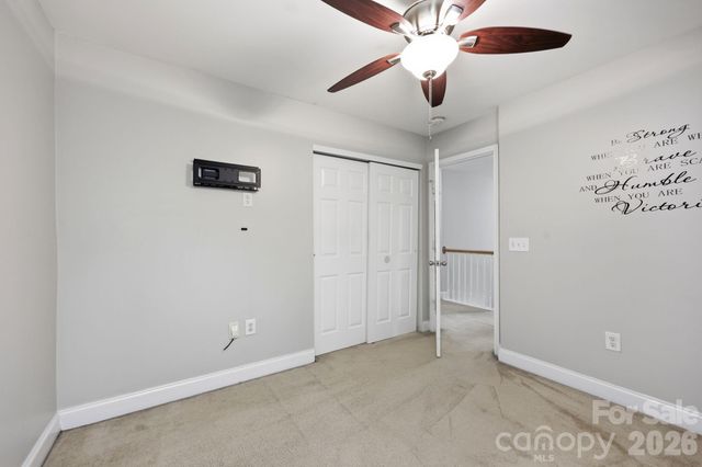 6207 Blue Ash Lane, Charlotte, NC 28215