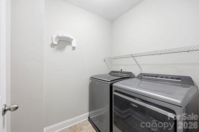 6207 Blue Ash Lane, Charlotte, NC 28215