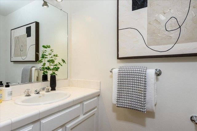 203 Sylvan Way, Redwood City, CA 94062