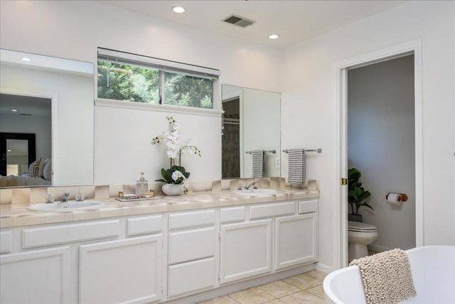 203 Sylvan Way, Redwood City, CA 94062