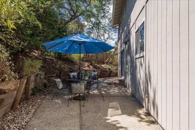 203 Sylvan Way, Redwood City, CA 94062
