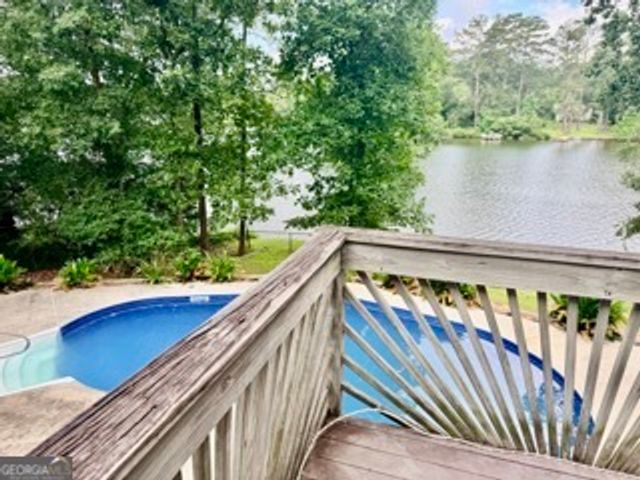 70 Circle Drive, Hampton, GA 30228