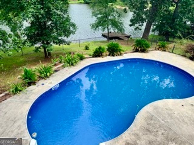 70 Circle Drive, Hampton, GA 30228