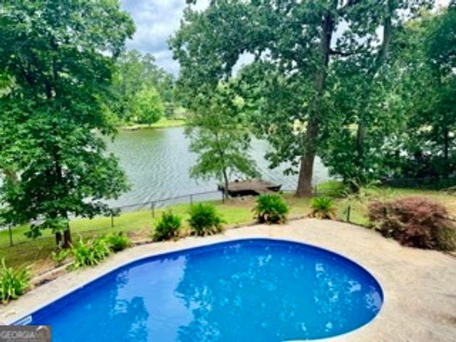 70 Circle Drive, Hampton, GA 30228