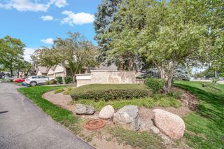 962 Ascot Drive, Elgin, IL 60123