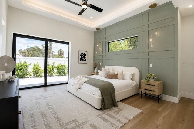 2121 CLEMATIS COURT, Sarasota, FL 34239