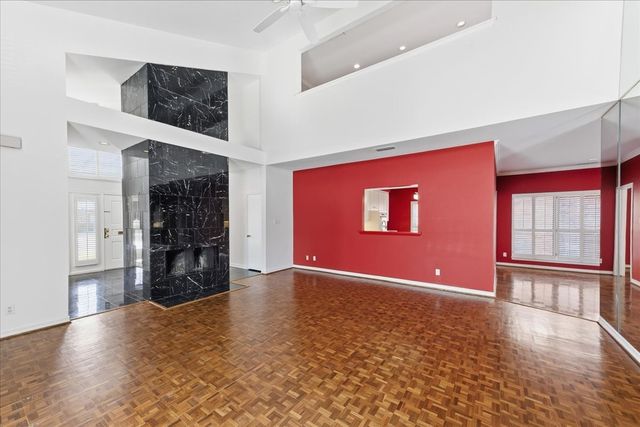 22 One Main Place, Benbrook, TX 76126