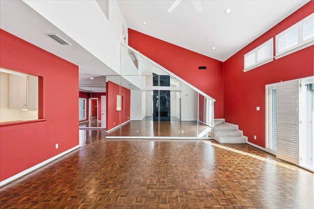 22 One Main Place, Benbrook, TX 76126