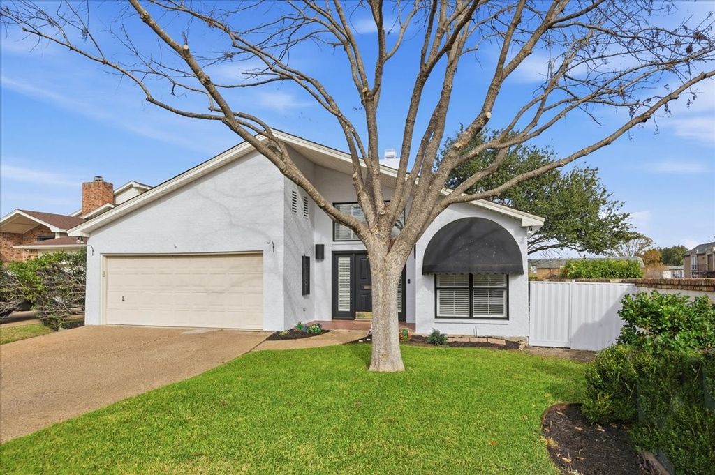 22 One Main Place, Benbrook, TX 76126