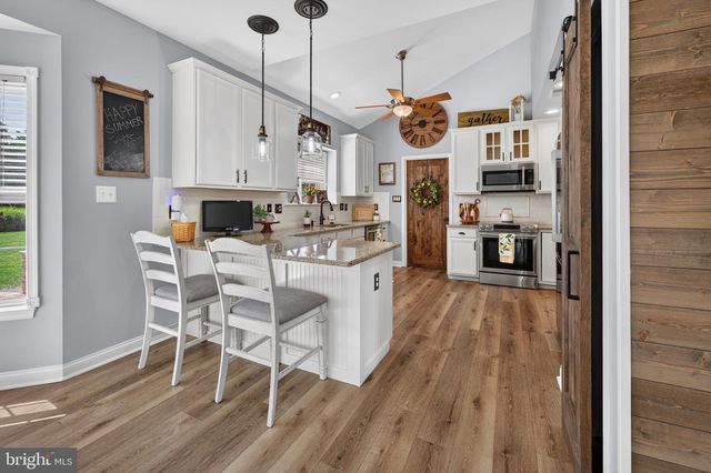 28 CANYON DR, Berlin, NJ 08009
