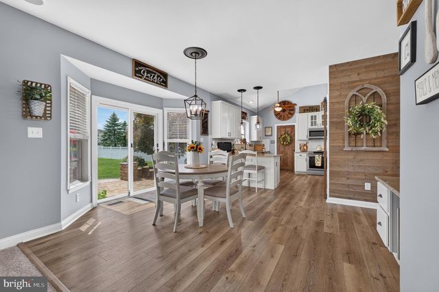 28 CANYON DR, Berlin, NJ 08009
