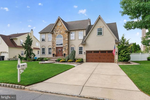 28 CANYON DR, Berlin, NJ 08009
