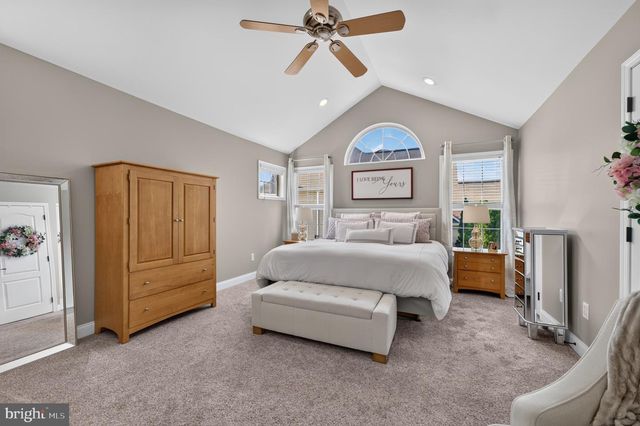 28 CANYON DR, Berlin, NJ 08009