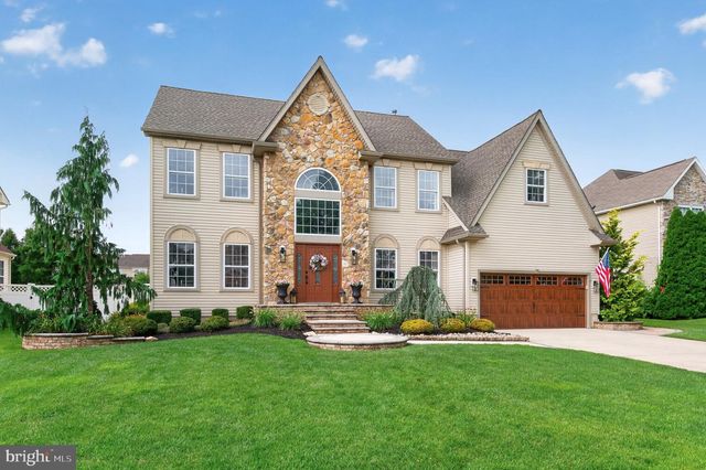 28 CANYON DR, Berlin, NJ 08009