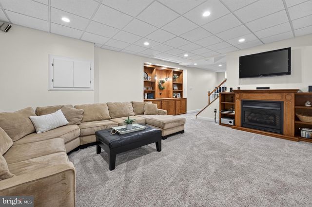 28 CANYON DR, Berlin, NJ 08009