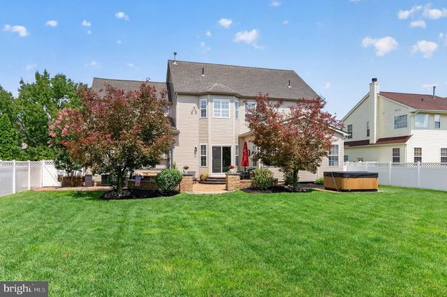 28 CANYON DR, Berlin, NJ 08009