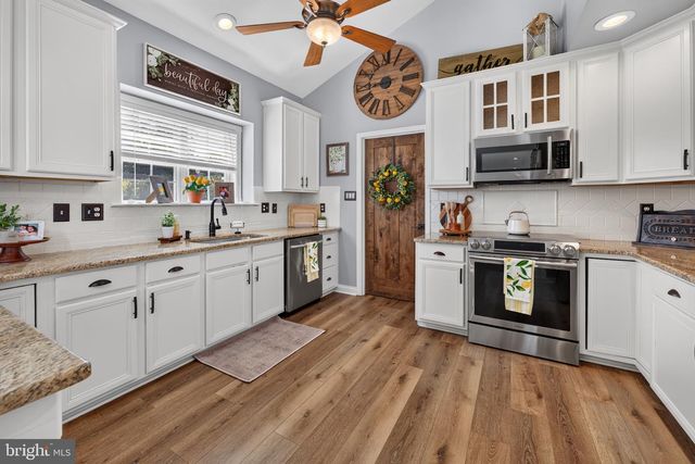 28 CANYON DR, Berlin, NJ 08009