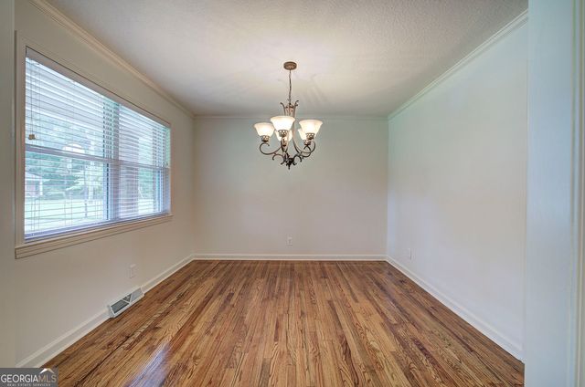 18 Jones Mill Place, Cartersville, GA 30120