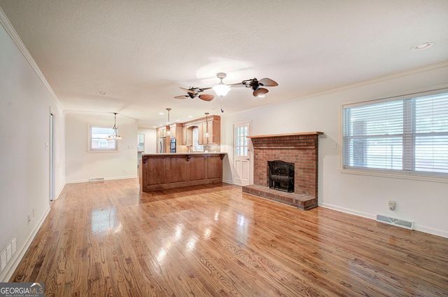 18 Jones Mill Place, Cartersville, GA 30120