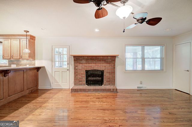 18 Jones Mill Place, Cartersville, GA 30120