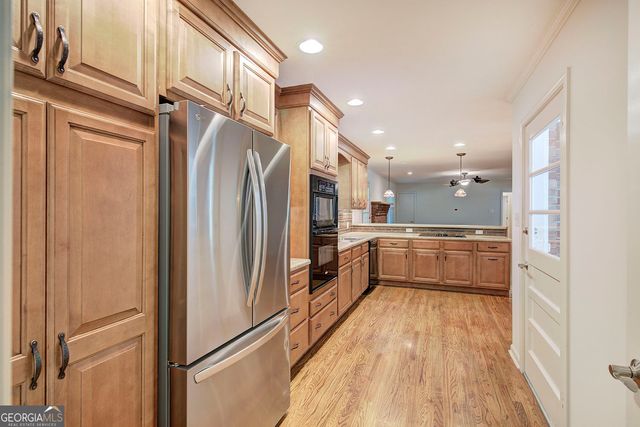 18 Jones Mill Place, Cartersville, GA 30120