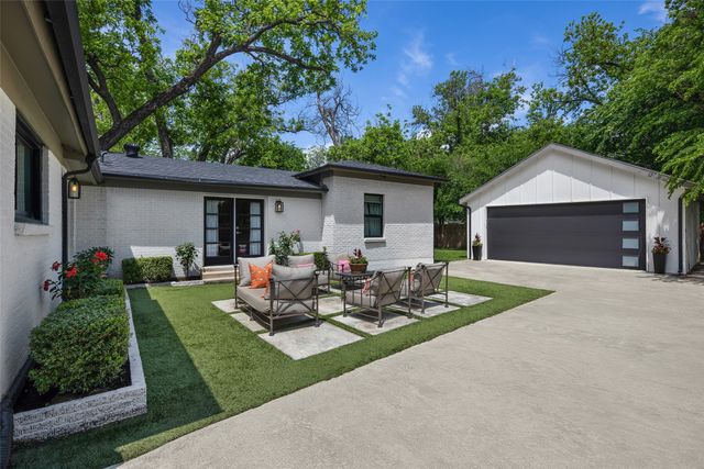 5444 Santa Marie Avenue, Fort Worth, TX 76114