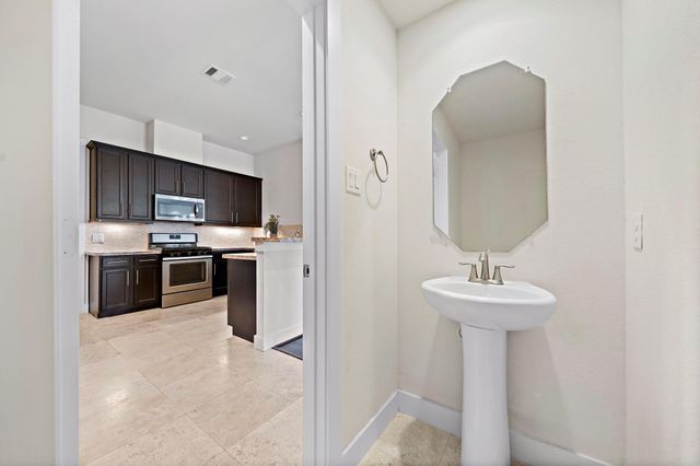 9517 Cedarpost Square Street, Houston, TX 77055