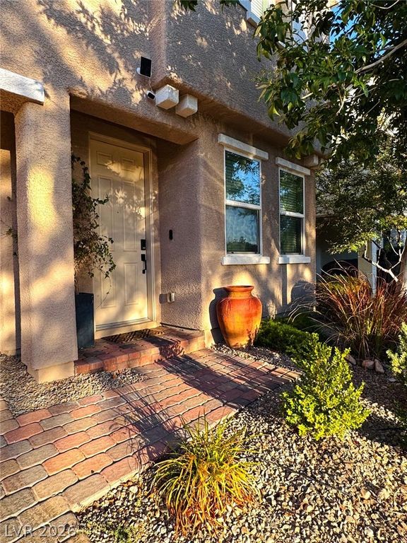 10486 HIGHLANDS RIVER Street, Las Vegas, NV 89141 — photo 2