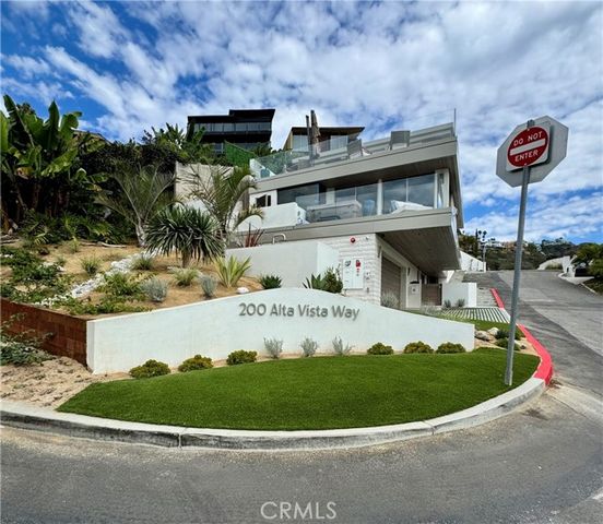 200 Alta Vista Way B, Laguna Beach, CA 92651