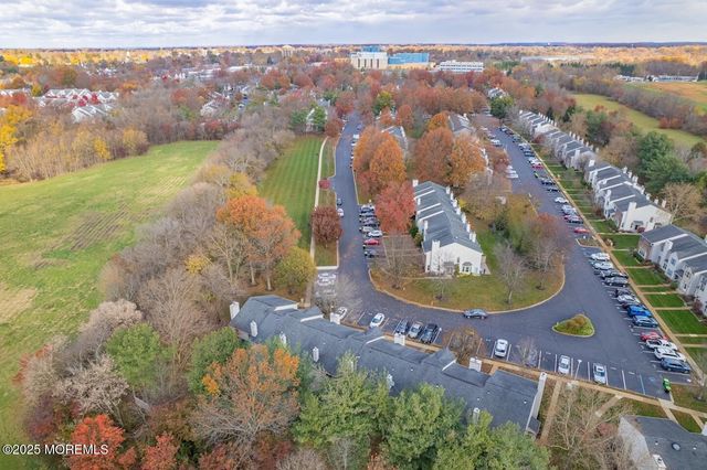 7 Stuart Drive 5, Freehold, NJ 07728