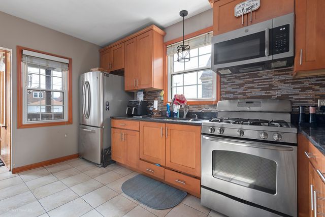 10833 S Avenue M, Chicago, IL 60617