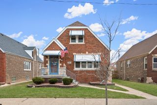 10833 S Avenue M, Chicago, IL 60617