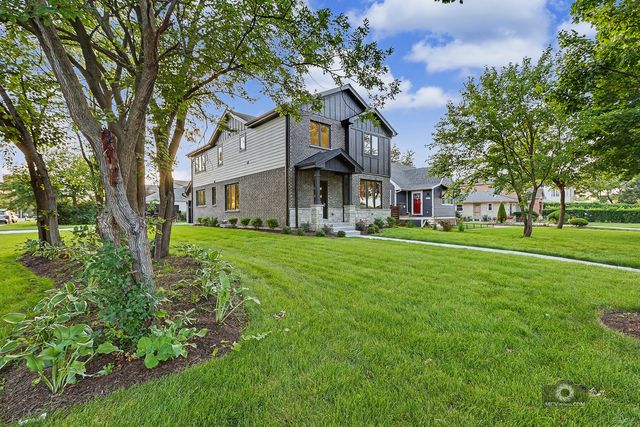 5604 S 7th Avenue, Countryside, IL 60525