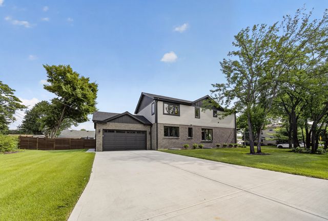 5604 S 7th Avenue, Countryside, IL 60525