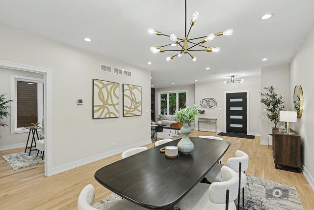 5604 S 7th Avenue, Countryside, IL 60525