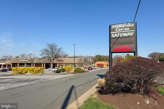 4716 PICKETT RD, Fairfax, VA 22032