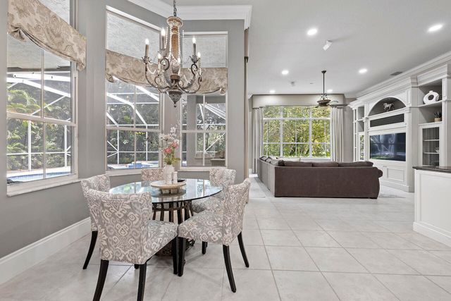 856 Forest Glen Lane, Wellington, FL 33414