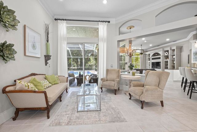 856 Forest Glen Lane, Wellington, FL 33414