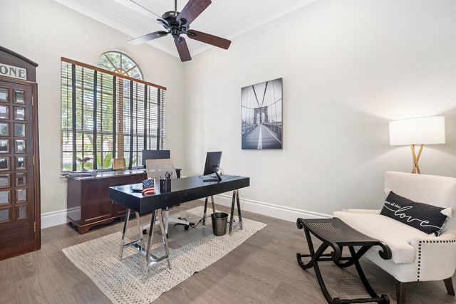 856 Forest Glen Lane, Wellington, FL 33414