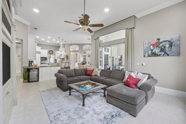 856 Forest Glen Lane, Wellington, FL 33414