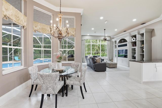 856 Forest Glen Lane, Wellington, FL 33414